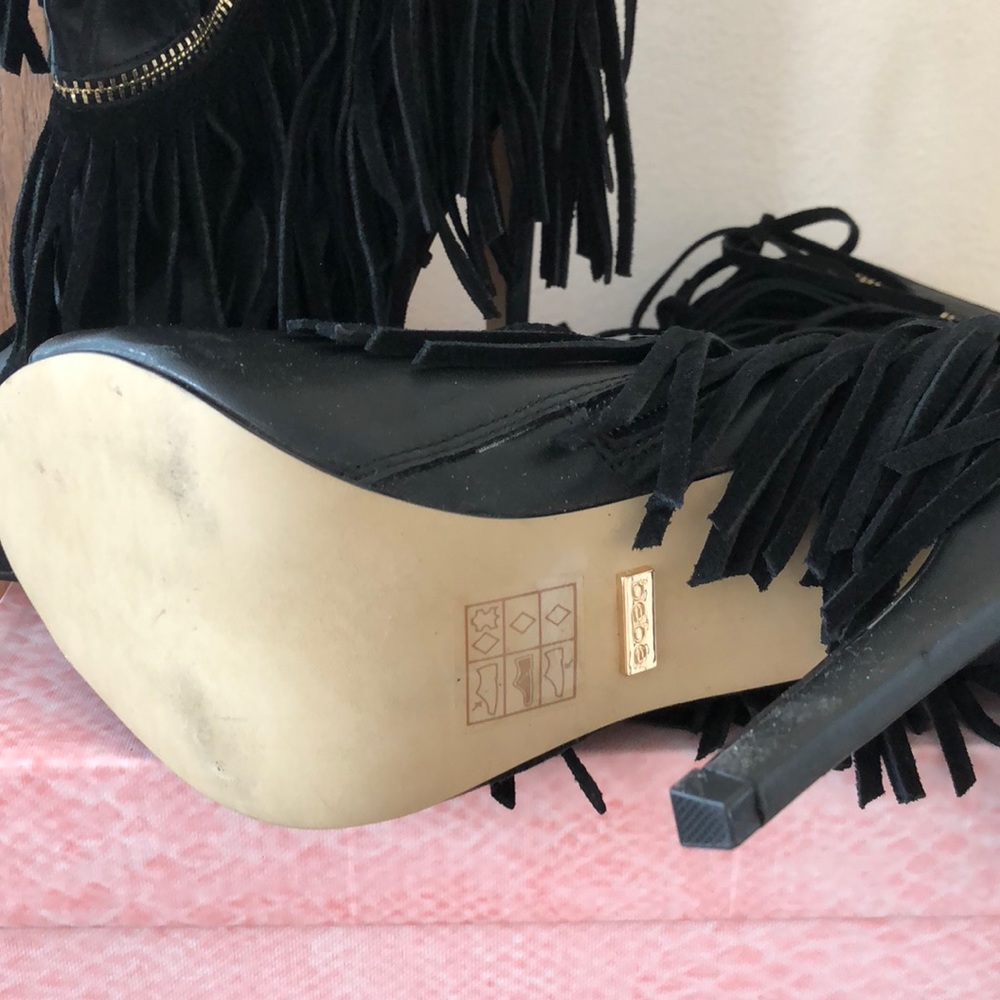Boots - Picture 2 of 2